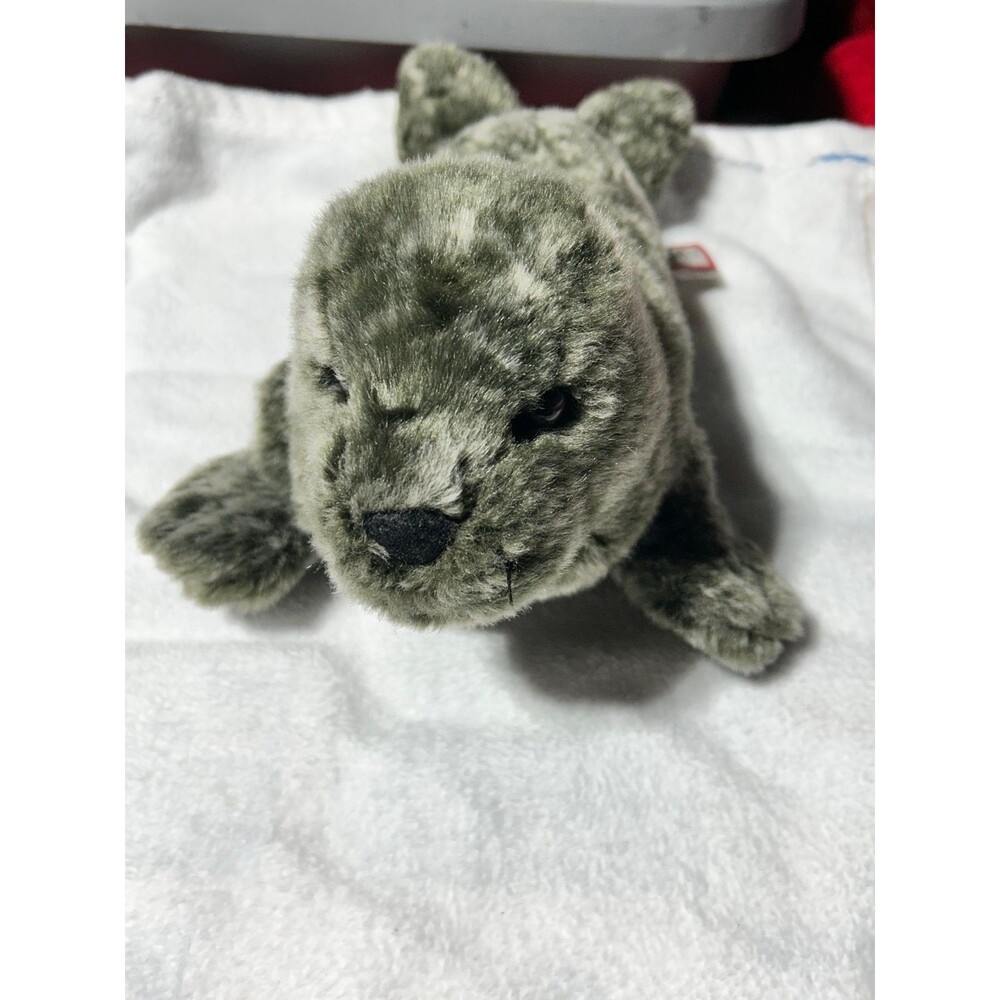 Douglas seal